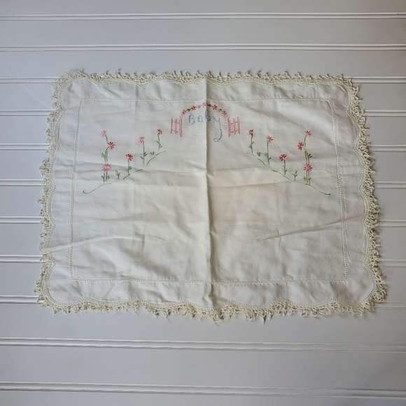 Other - Vintage Embroidered Pillow Case